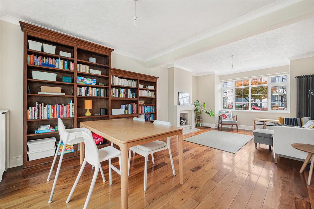 Property photo 2 of 19 62_66735.Jpg