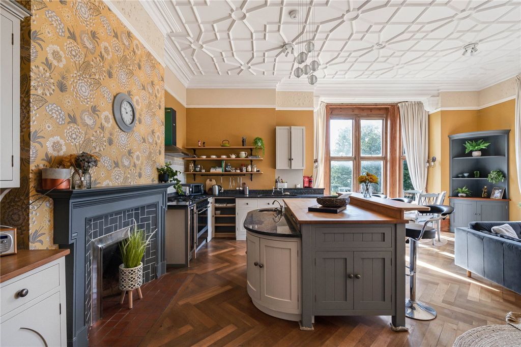 Property photo 2 of 21 Picture No. 04