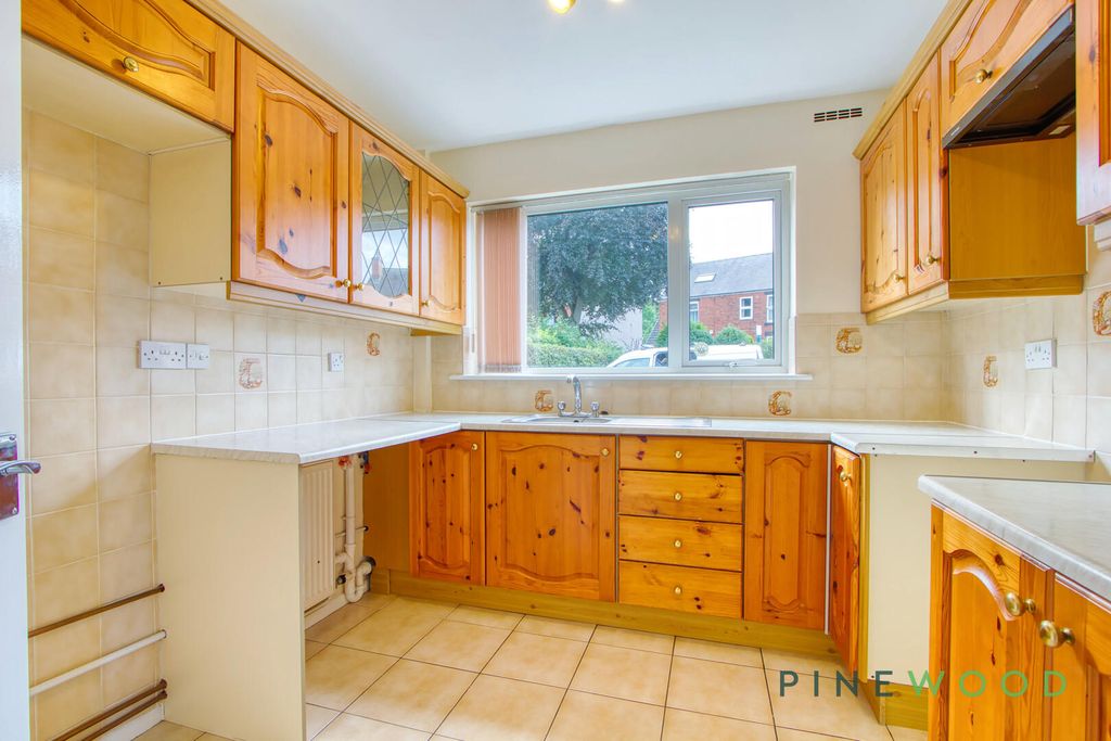 Property photo 2 of 22 Kitchen