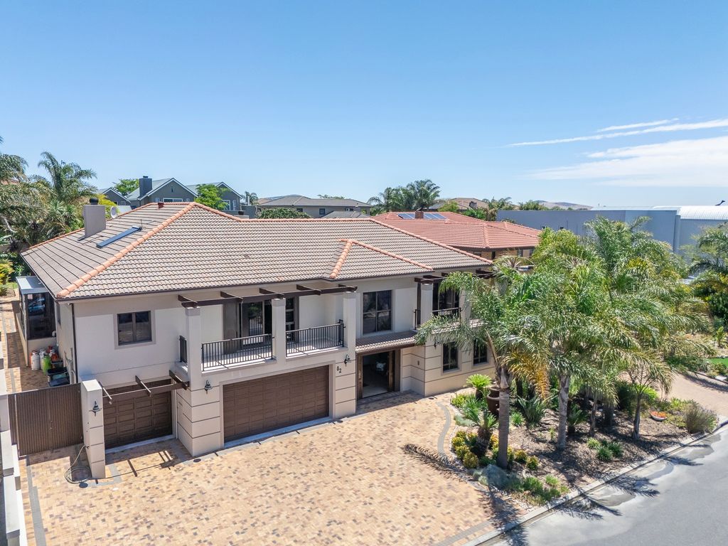 Property photo 1 of 36 1Bc1724277