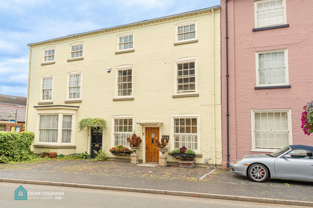 Property photo 1 of 34