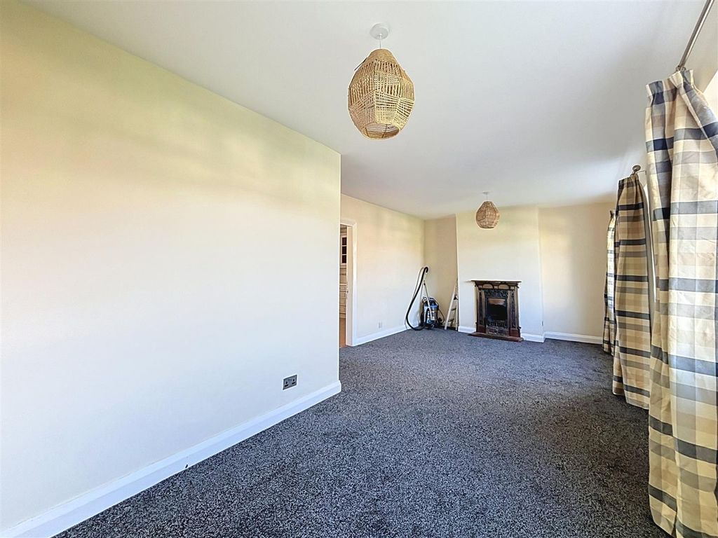 Property photo 3 of 25 Through Lounge Dining Room