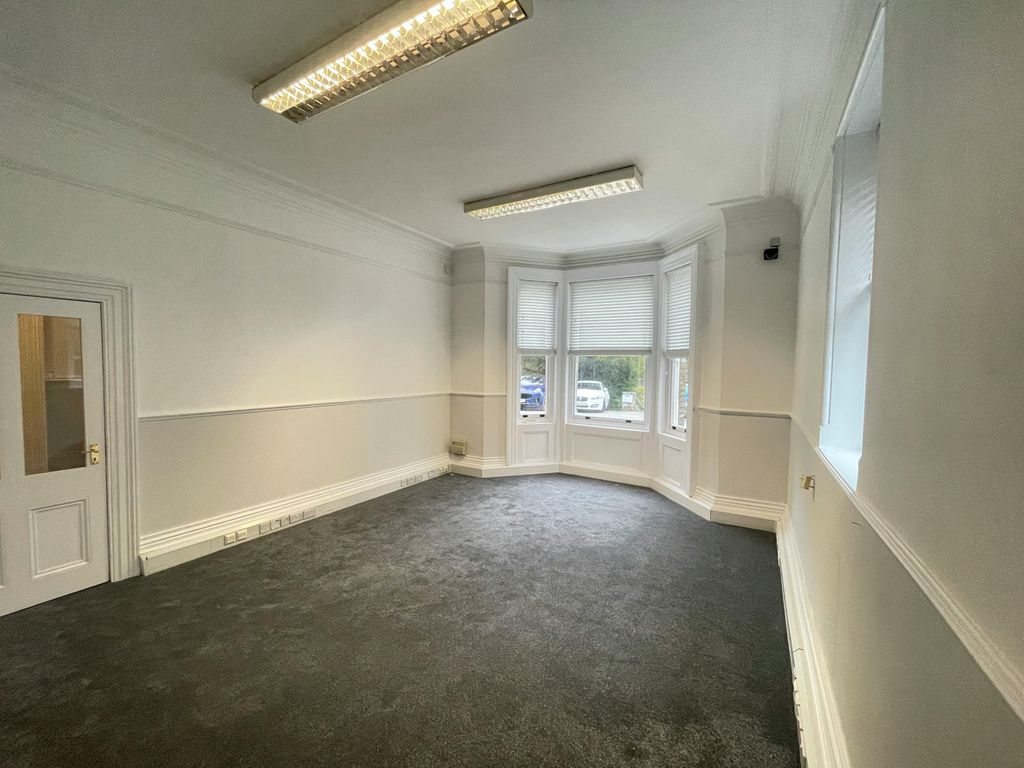Property photo 2 of 6 Image 2