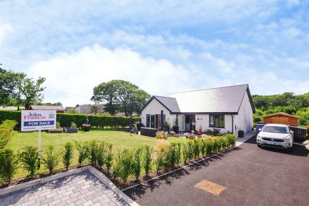 Property photo 1 of 18 Pbox-Img.Jpg