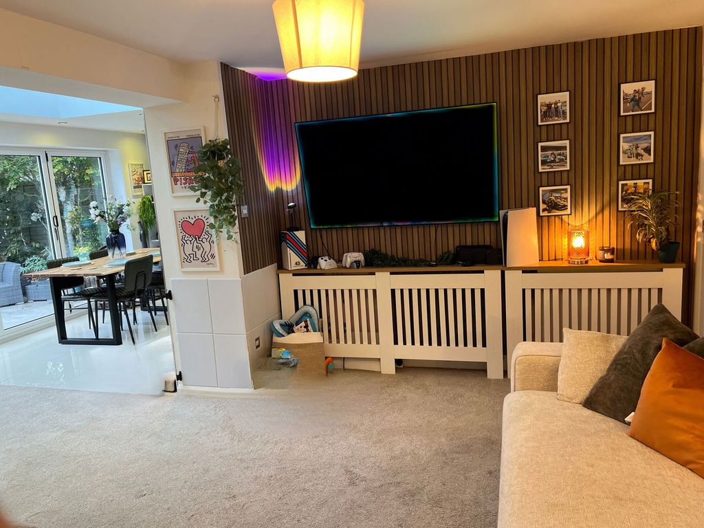 Property photo 3 of 29