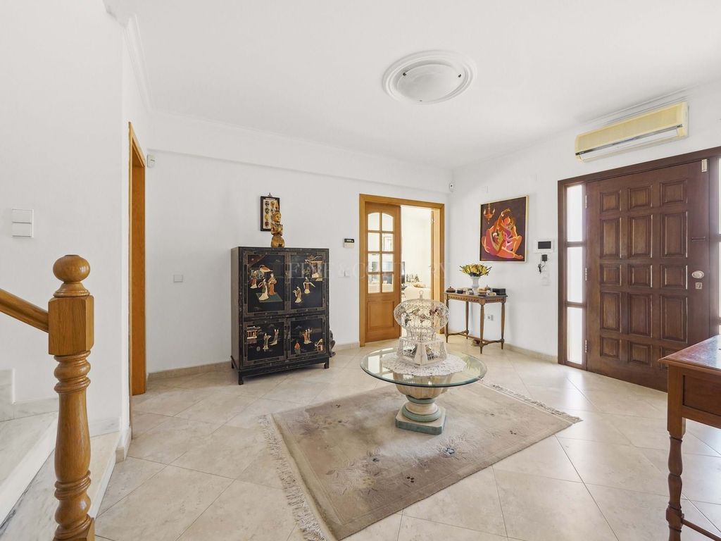 Property photo 3 of 30