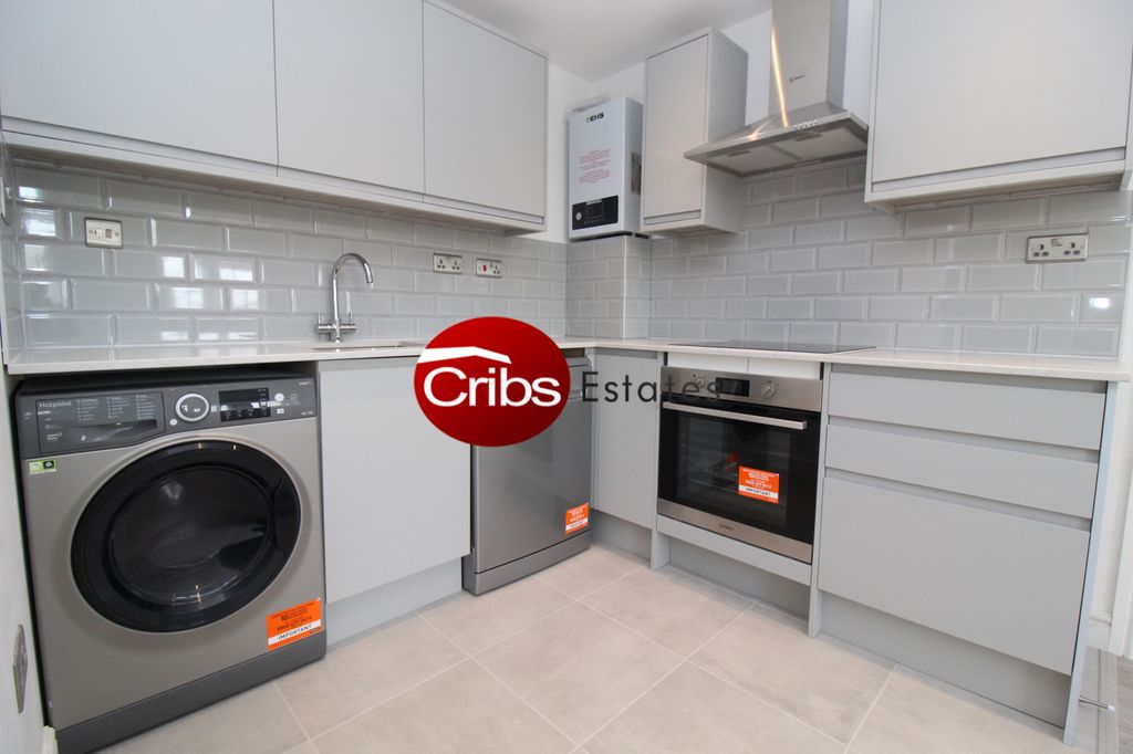 Property photo 1 of 13 4 Bedroom Duplex To Rent In Richmond Sw14