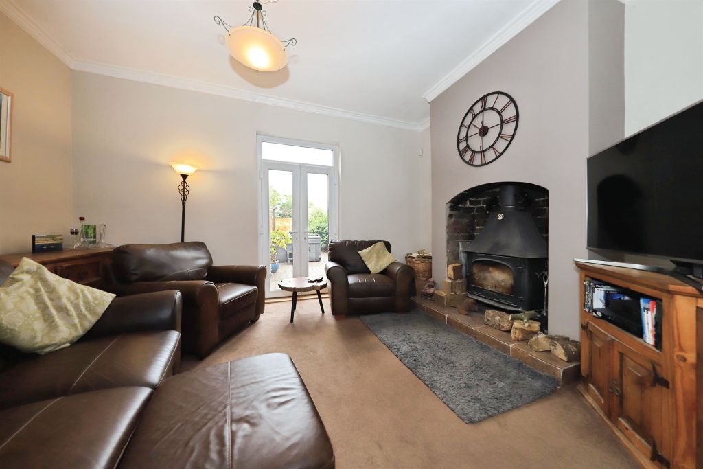 Property photo 2 of 19