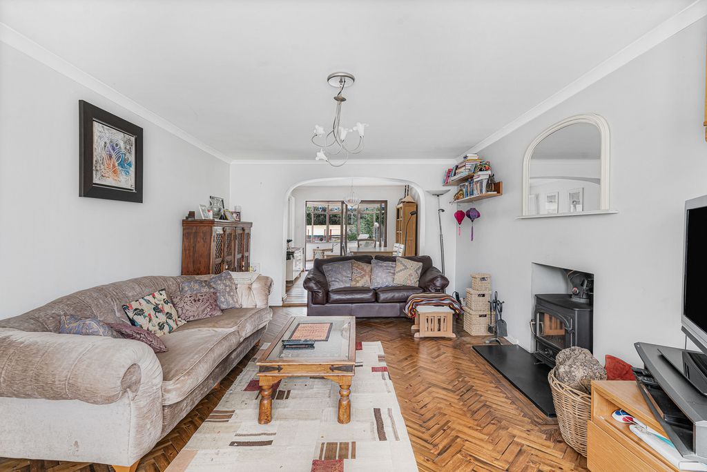 Property photo 3 of 50
