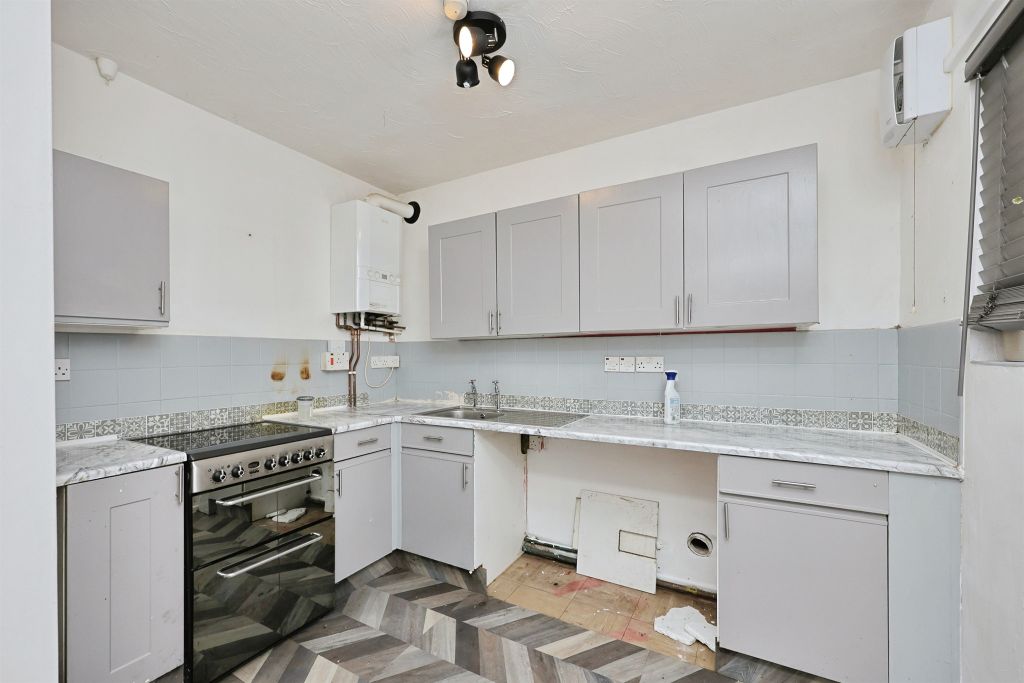 Property photo 2 of 10