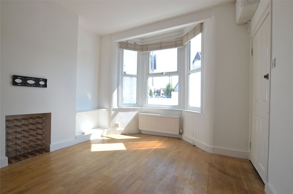 Property photo 2 of 10 Picture No. 07