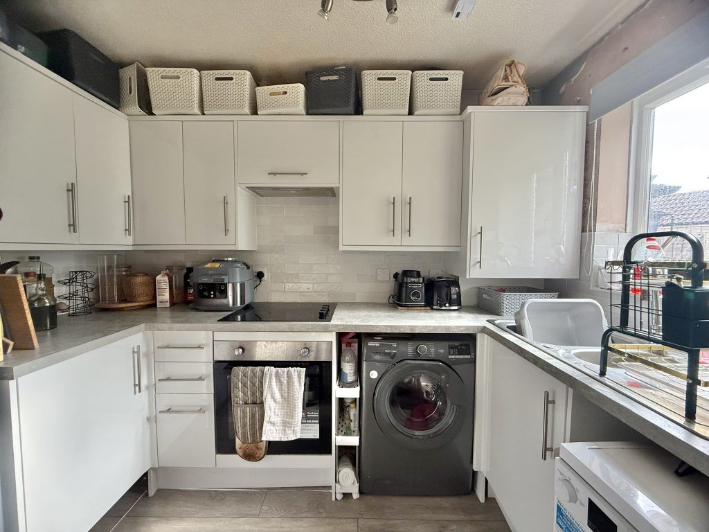 Property photo 2 of 8