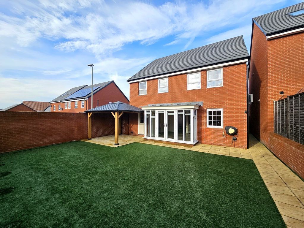 Property photo 3 of 23 Photo 25