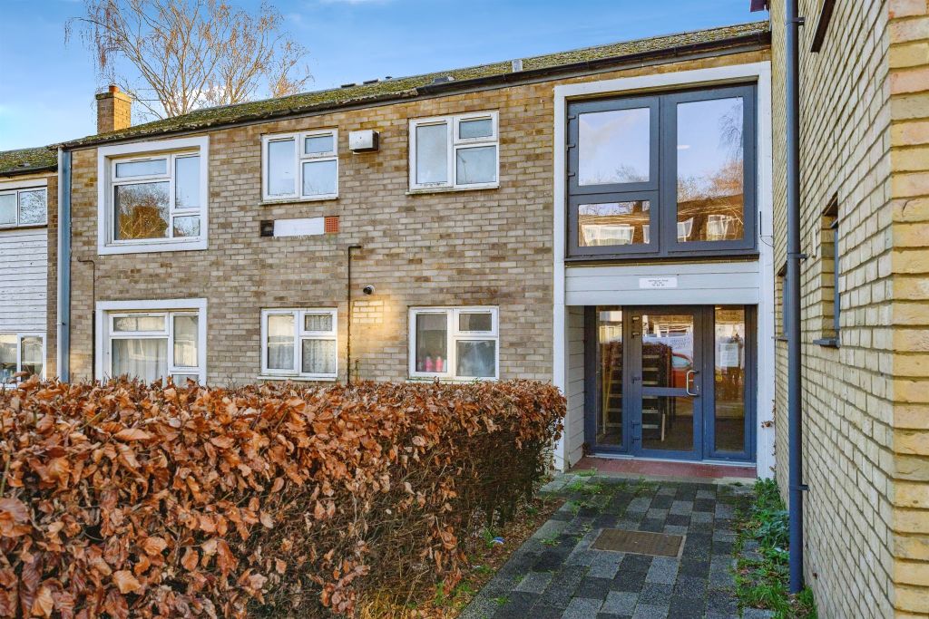 Property photo 1 of 8