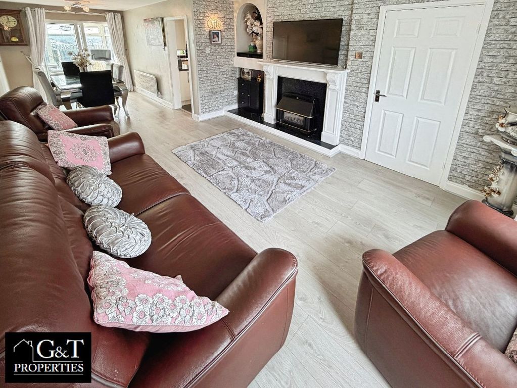 Property photo 3 of 19 Reception Room