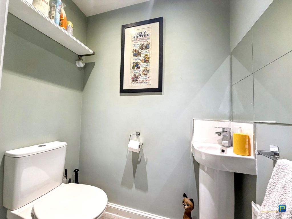 Property photo 3 of 18