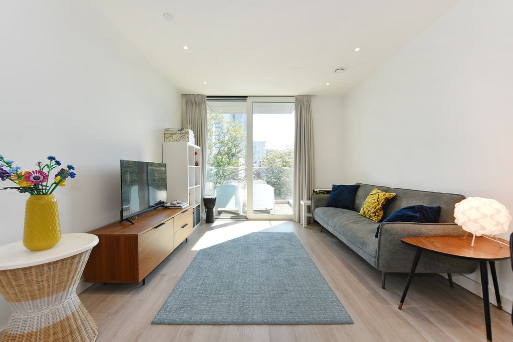 Property photo 2 of 12