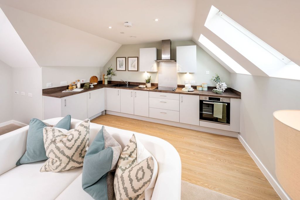 Property photo 3 of 15 Open Plan Kitchen