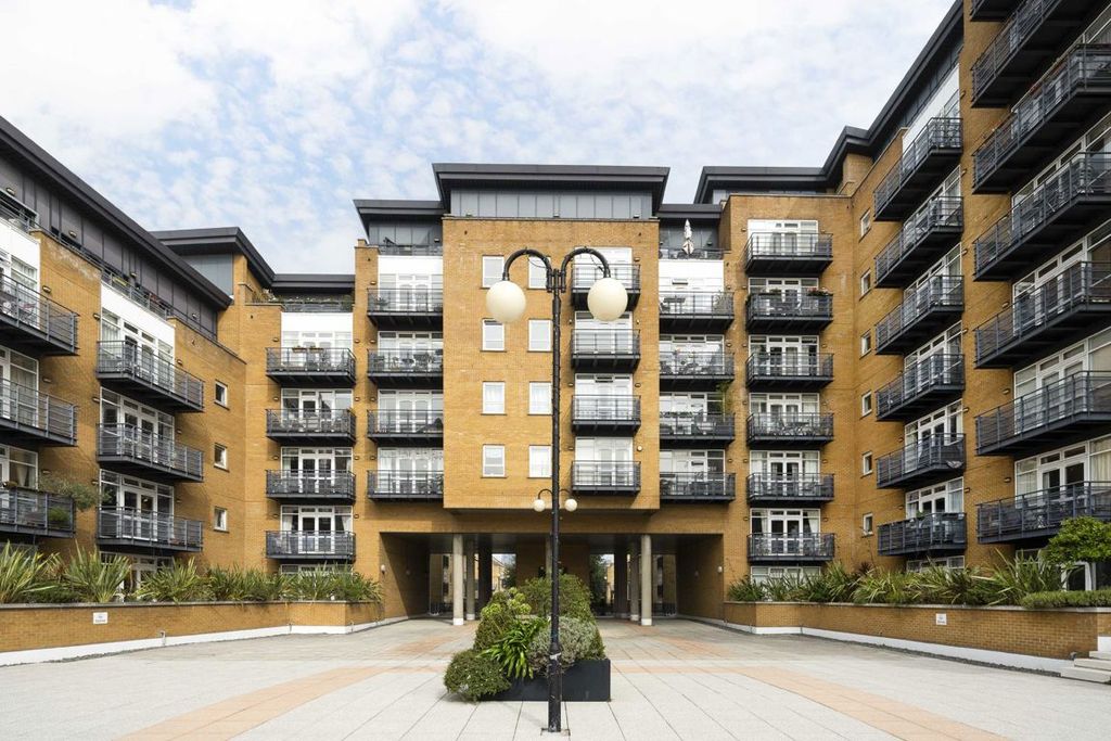 Property photo 1 of 1