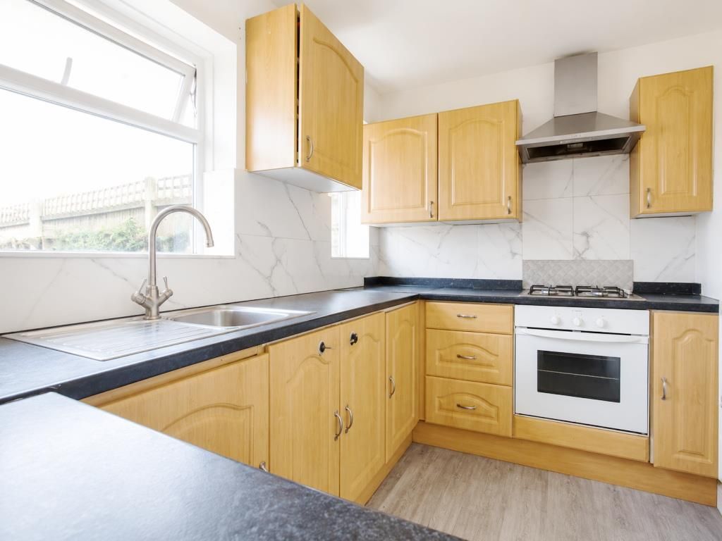 Property photo 2 of 12 1