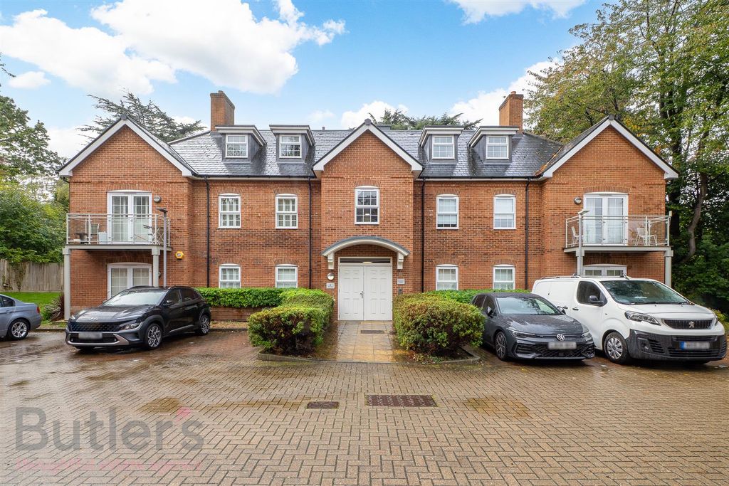 Property photo 2 of 12 MC-001-Edit_Wm.Jpg