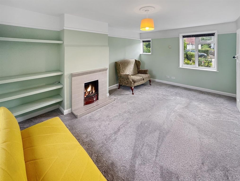 Property photo 3 of 10 Lounge 2.Jpg