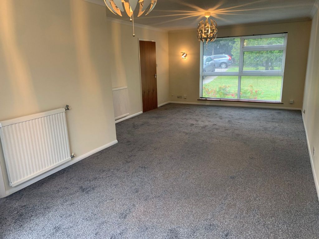 Property photo 2 of 14 Gallery