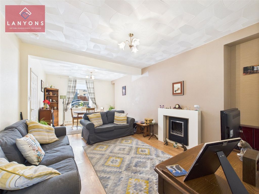 Property photo 2 of 12 Picture No. 09
