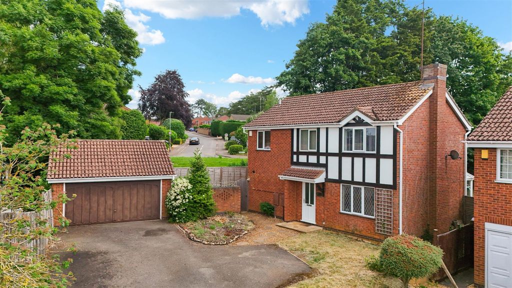 Property photo 1 of 18