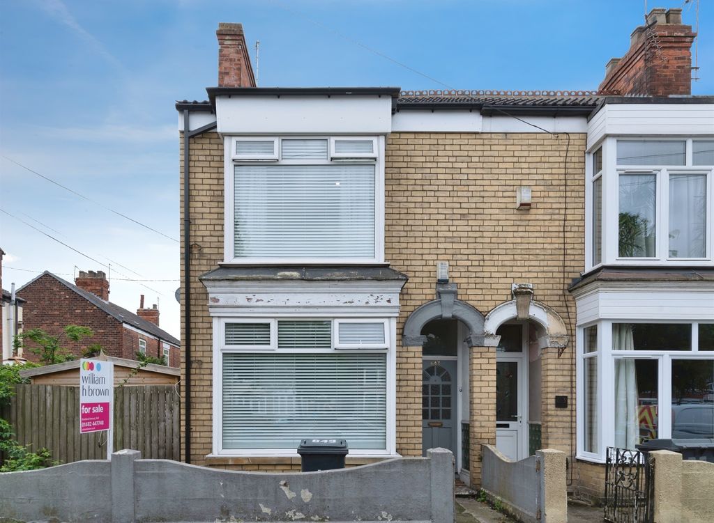 Property photo 1 of 17
