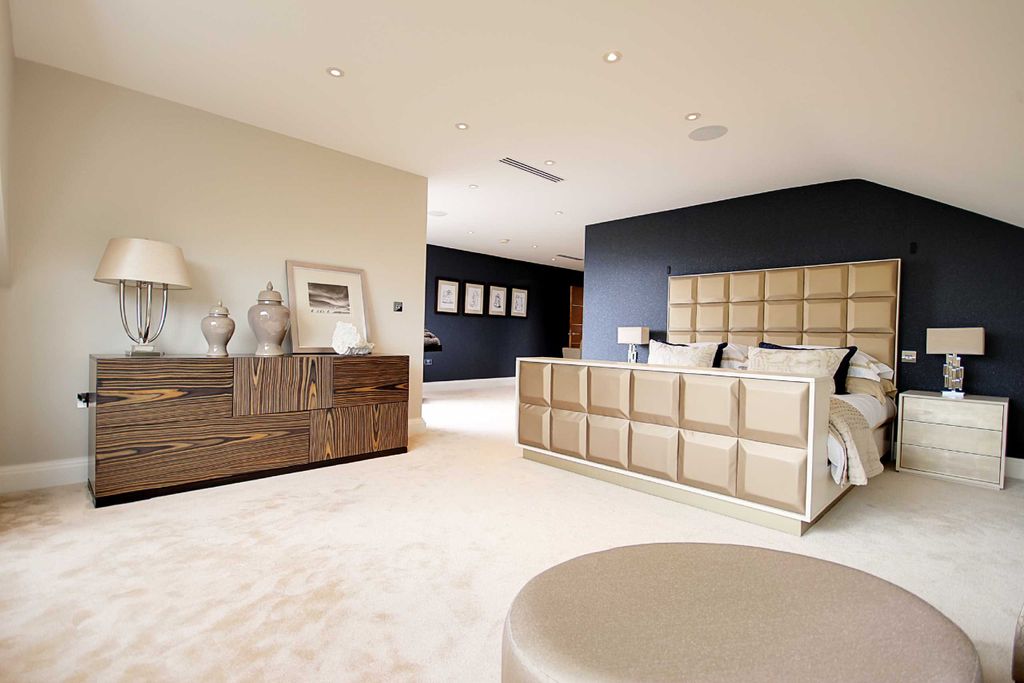 Additional image 11 of 3 bed flat to rentMurano House, 389 Cockfosters Road, Hadley Wood, Hertfordshire EN4