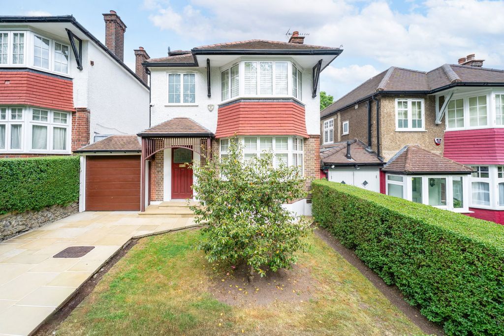 Property photo 1 of 15