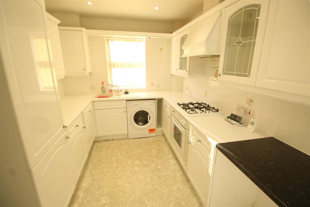 Property photo 3 of 6 Img_8565.Jpg