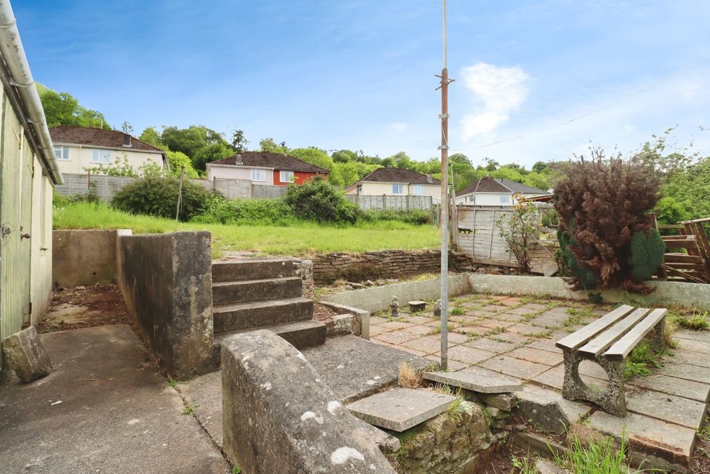Property photo 1 of 17 Garden
