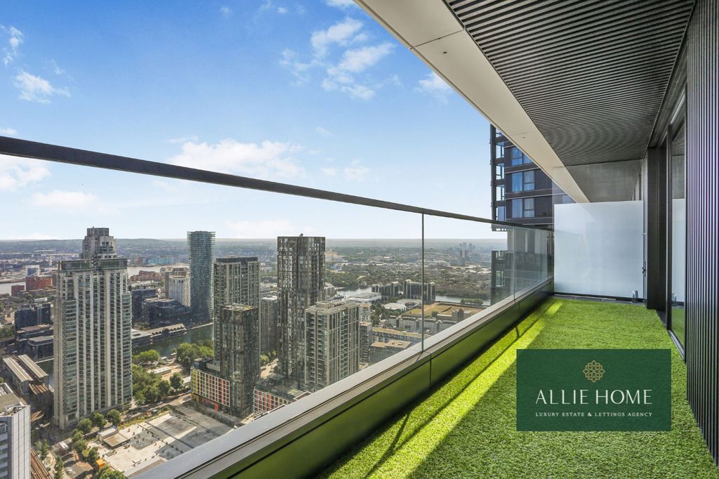 Property photo 2 of 26