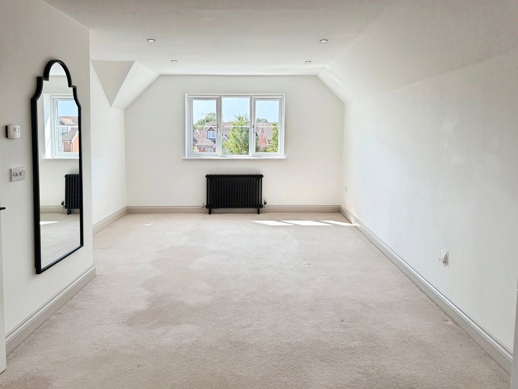 Property photo 2 of 9 Pbox-Img.Jpg