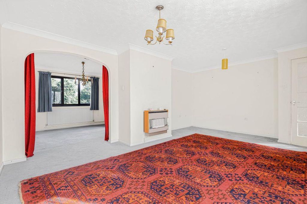 Property photo 3 of 21 20_75057.Jpg