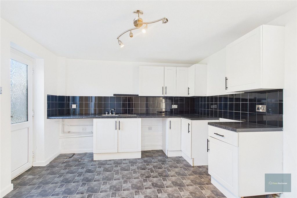 Property photo 2 of 20 Picture No. 03