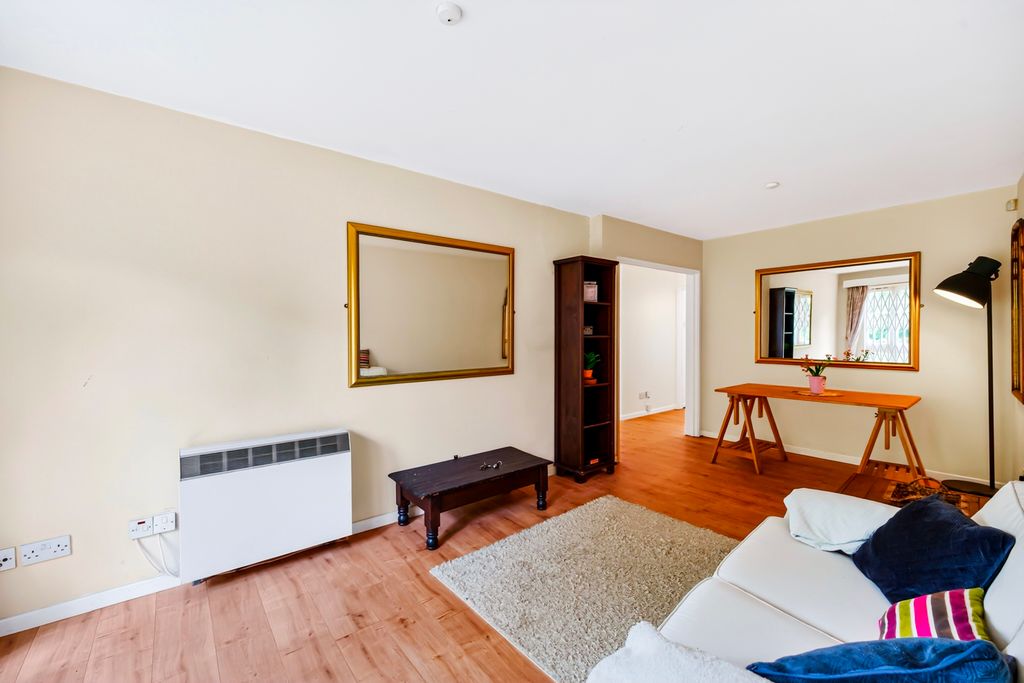 Property photo 1 of 11 Reception Room.Jpg
