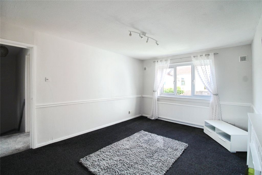 Property photo 2 of 10 Picture No. 26