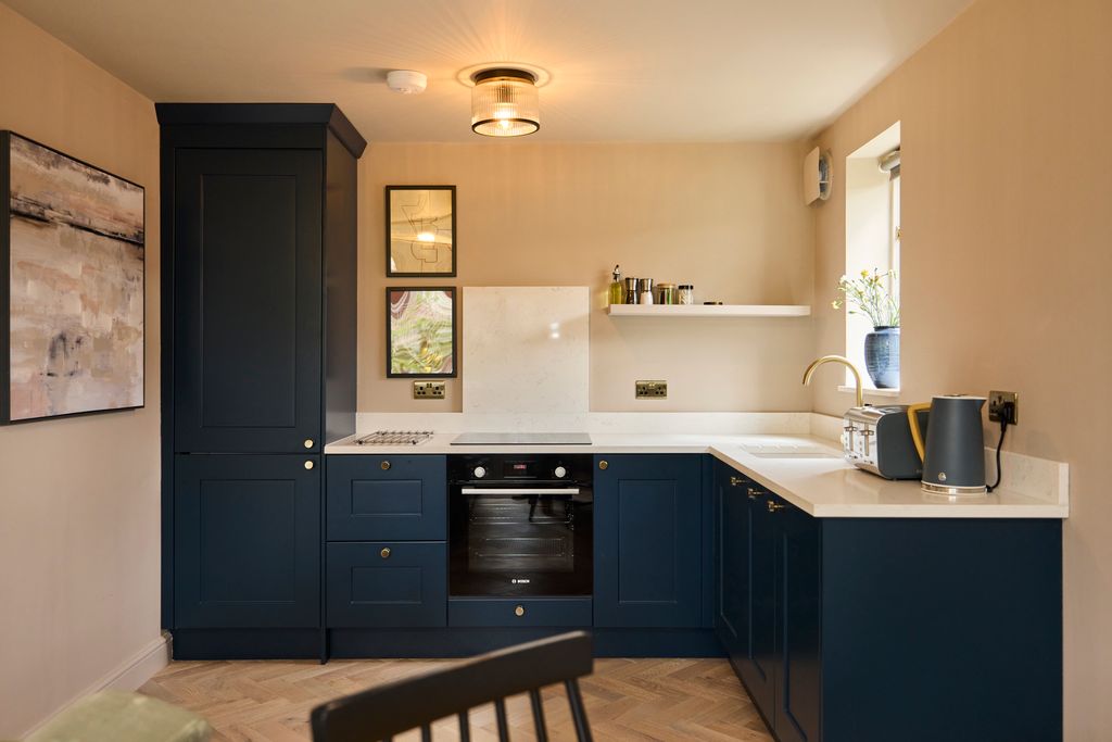 Property photo 2 of 19 Ln Var 155_043.Jpg