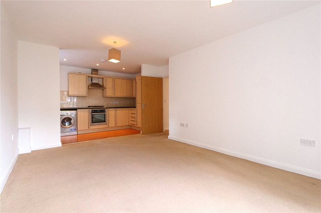 Property photo 3 of 9 Living Area