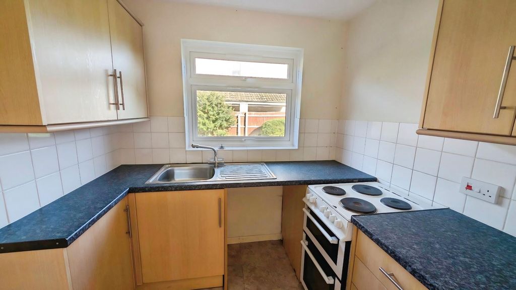 Property photo 2 of 17 2Db4Ef37-Pxl_20260930_094156757.Jpg