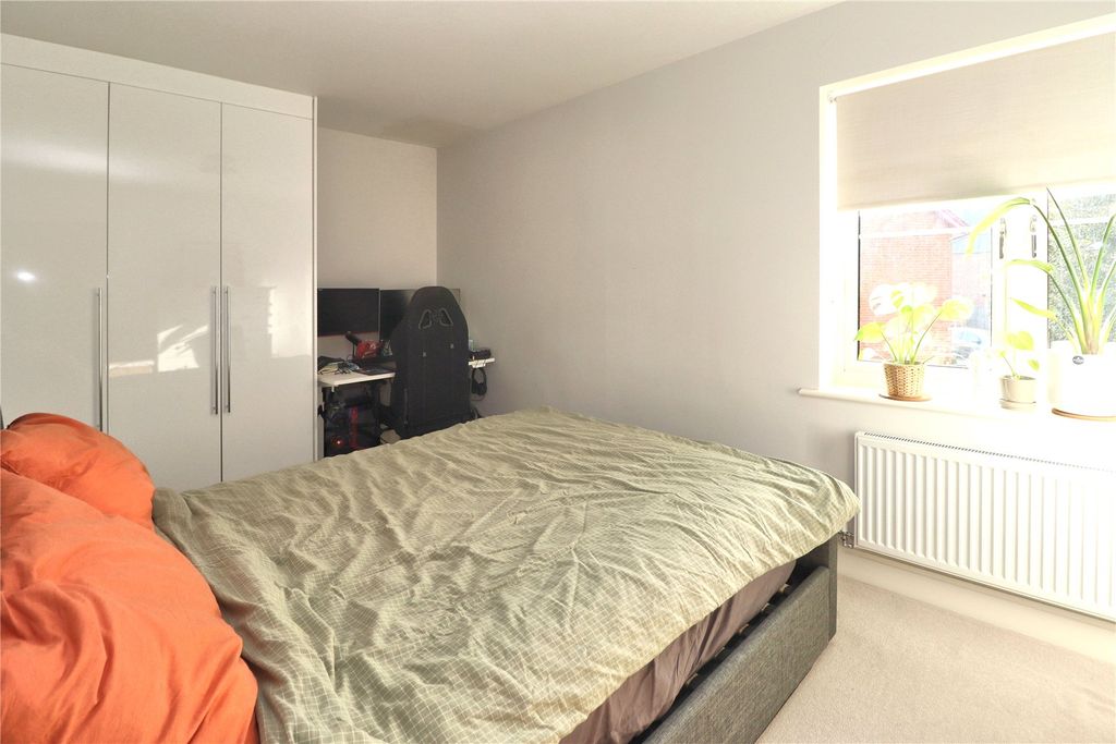 Additional image 4 of 1 bed flat for saleWoking GU21