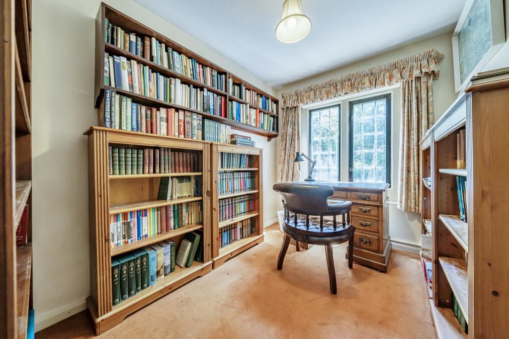 Property photo 3 of 18 Study