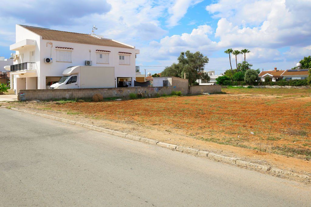 Property photo 1 of 5 Dherynia, Famagusta - &,500