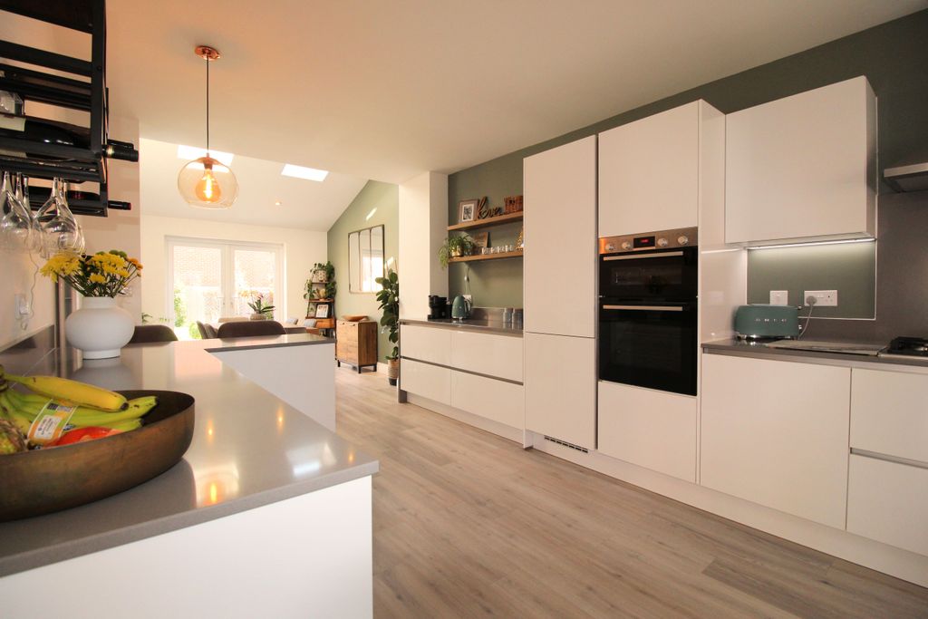 Property photo 2 of 27 Img_2475