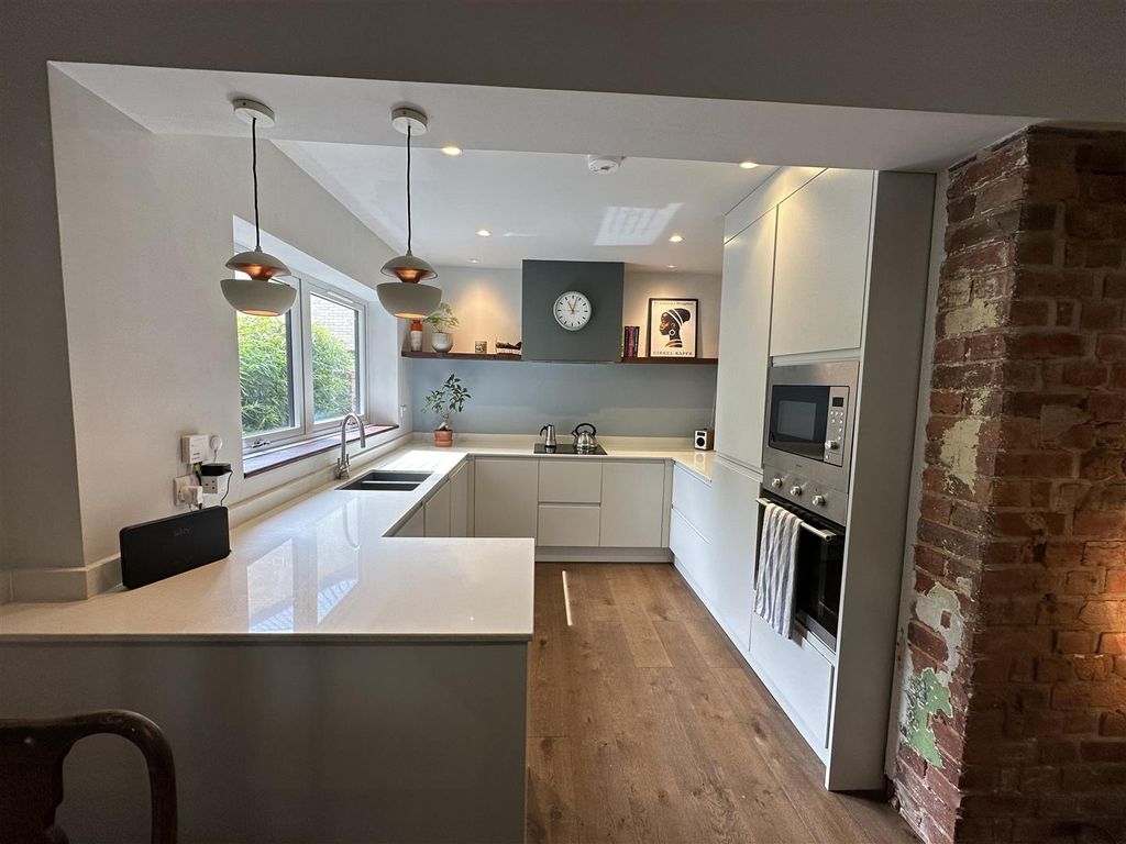 Property photo 2 of 10 45S K.Jpg