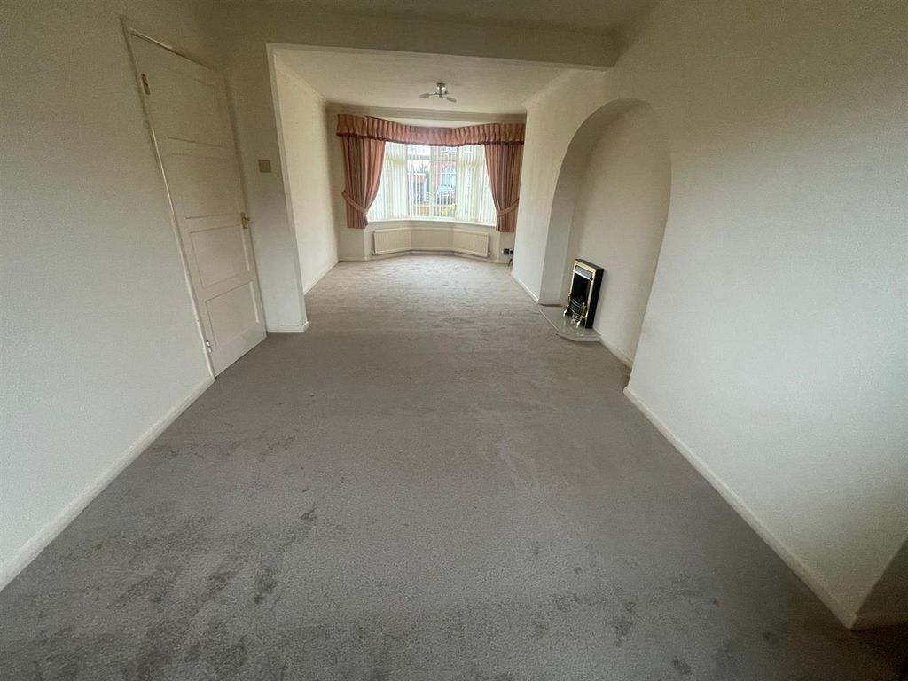 Property photo 2 of 12 ce2200Ef-B238-4Dd3-961B-632018A1cd89.Jpg