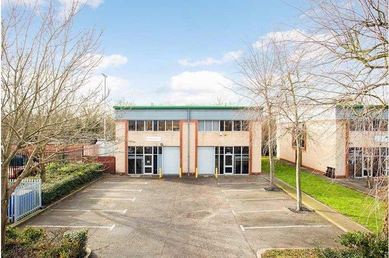 Property photo 1 of 4 Office To Rent Lawrence Road, Hounslow Tw4